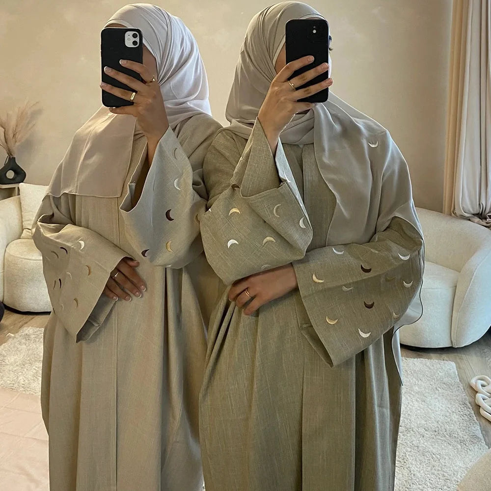 Abaya Qamar