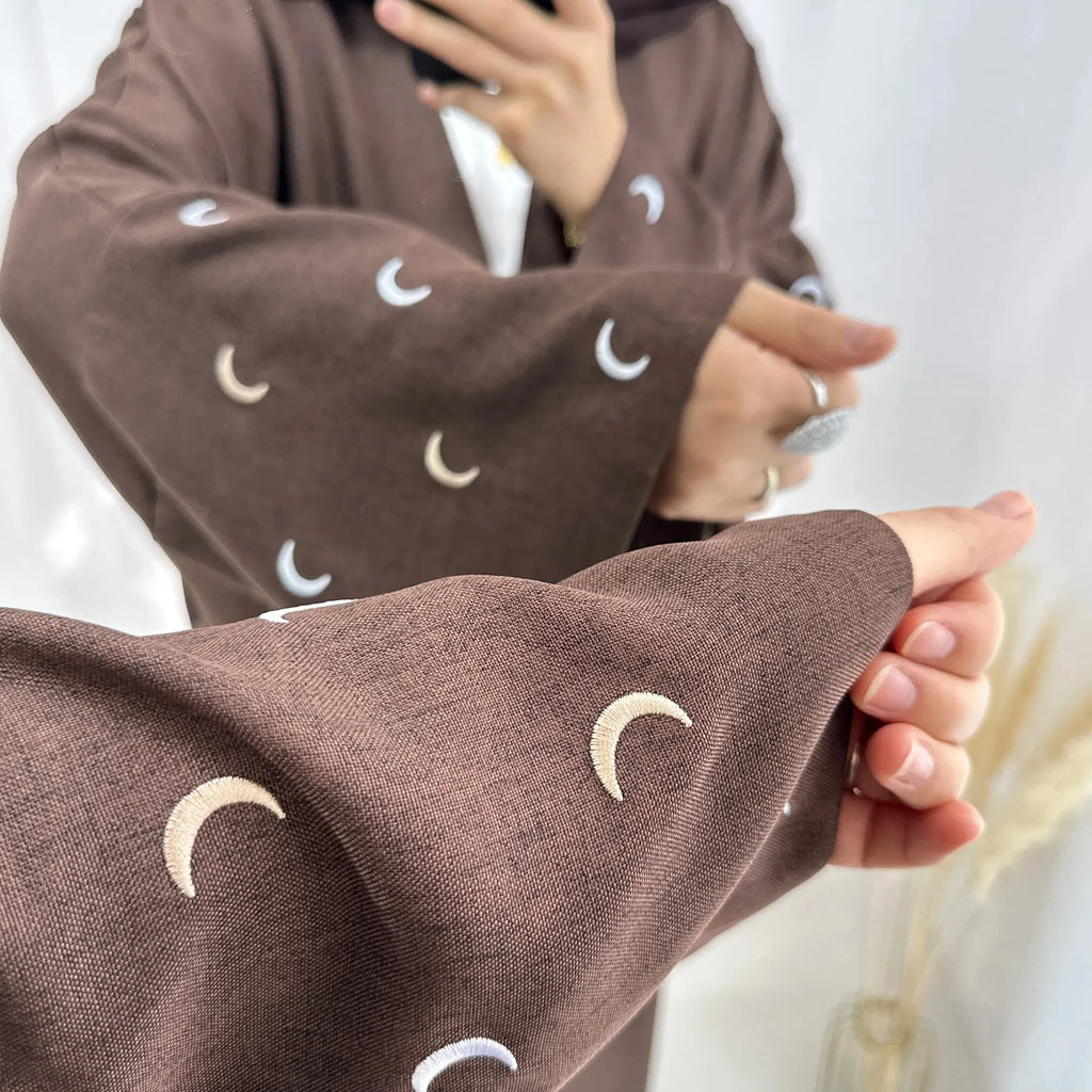 Abaya Qamar